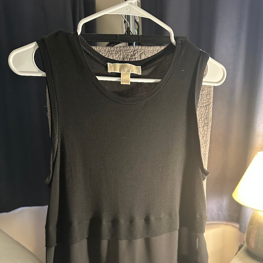 Micheal Kors Petite Size Small Sleeveless Black Dressy Top